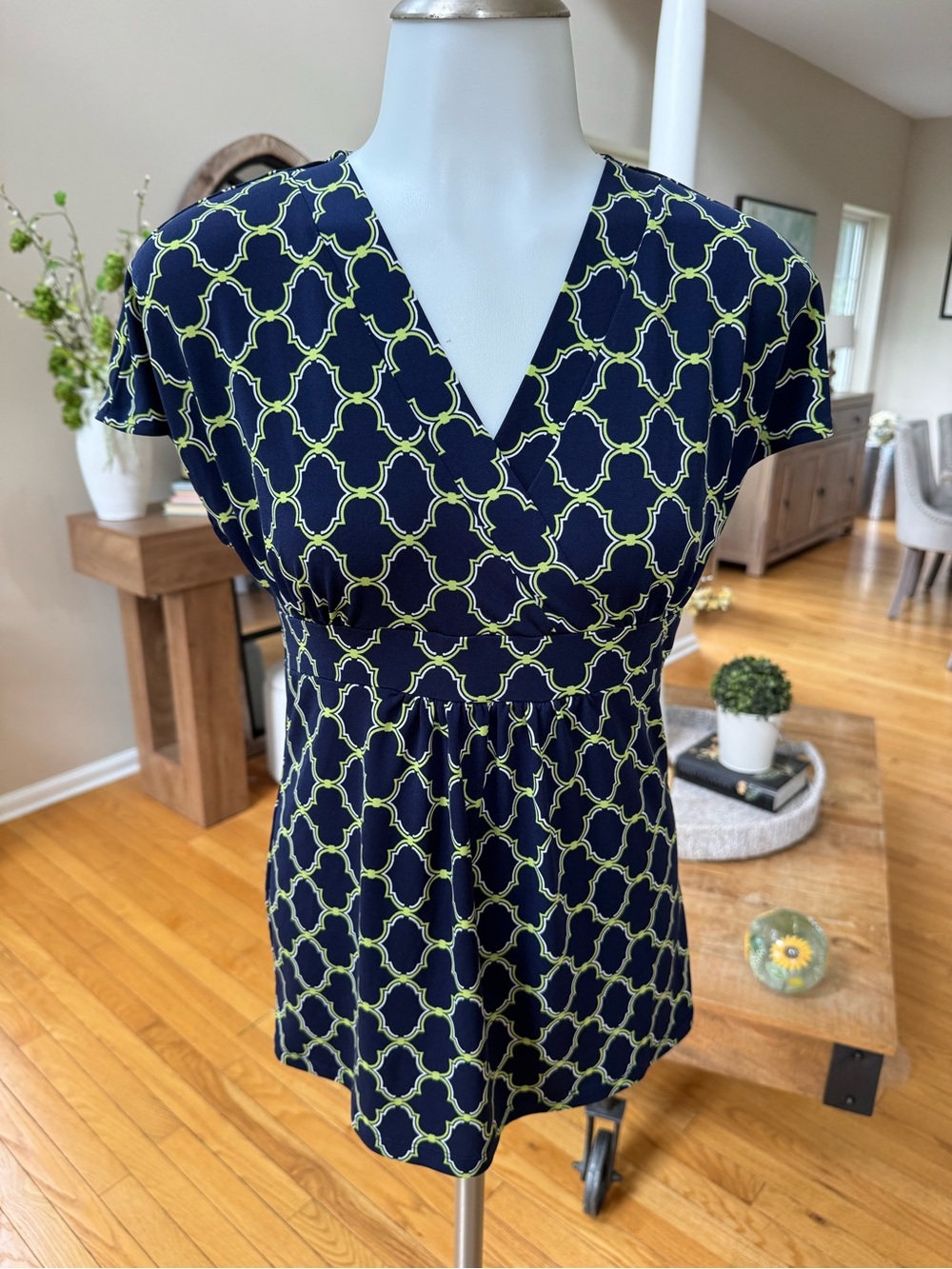 Merona Navy and Lime Geometric V‑Neck Wrap Top